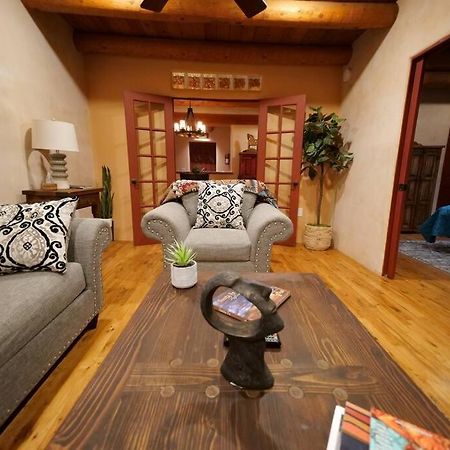 Enchanted Casita With Private Outdoor Hot Tub And Patio, Near Santa Fe Plaza, Sleeps 4 With Free Parking Luaran gambar