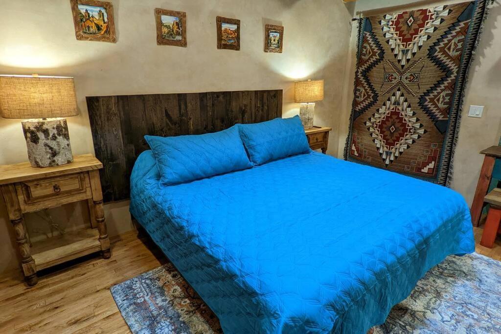 Magical Santa Fe Stay, Minutes From Town Square, Sleeps 4, Includes Free Parking And Outdoor Hot Tub! Luaran gambar