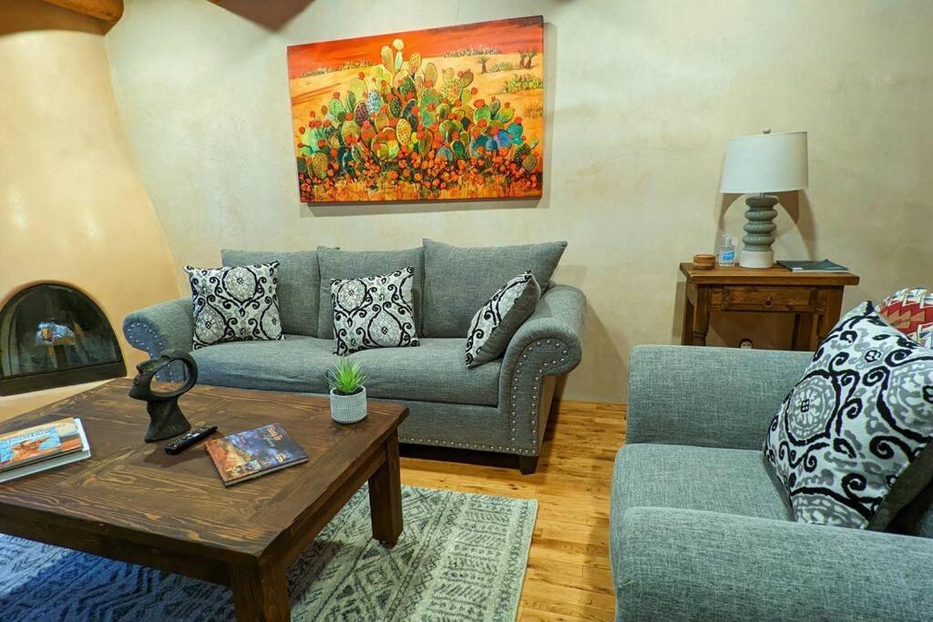 Enchanted Casita With Private Outdoor Hot Tub And Patio, Near Santa Fe Plaza, Sleeps 4 With Free Parking Luaran gambar