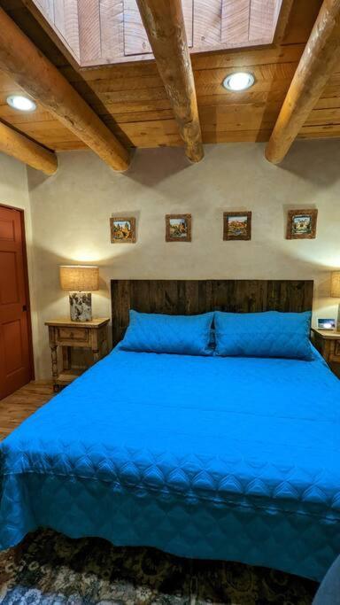 Magical Santa Fe Stay, Minutes From Town Square, Sleeps 4, Includes Free Parking And Outdoor Hot Tub! Luaran gambar